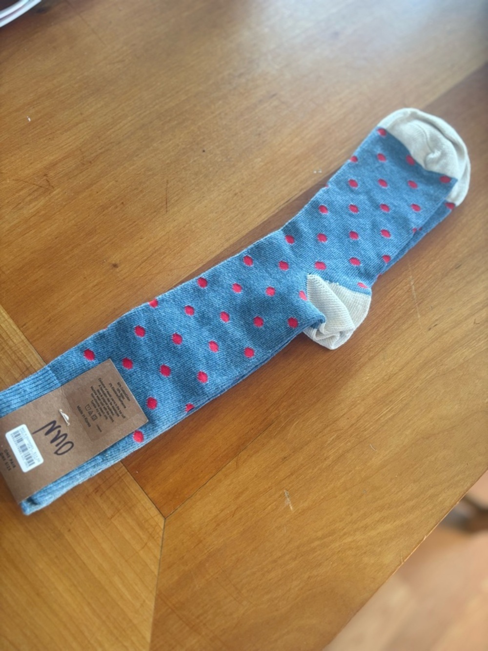 NWT JCREW Men’s Lightweight Blue and Cream W Red Dots Socks - Picture 3 of 6
